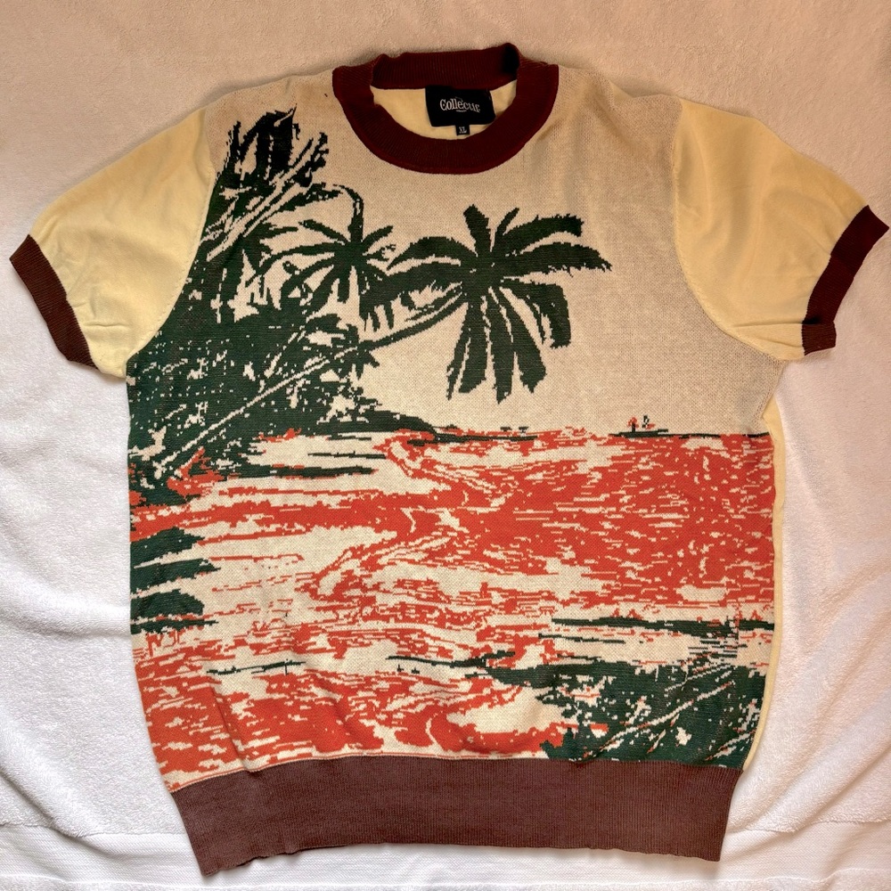 Collectif Scott Hawaii Jacquard Short Sleeve Knit Sweater